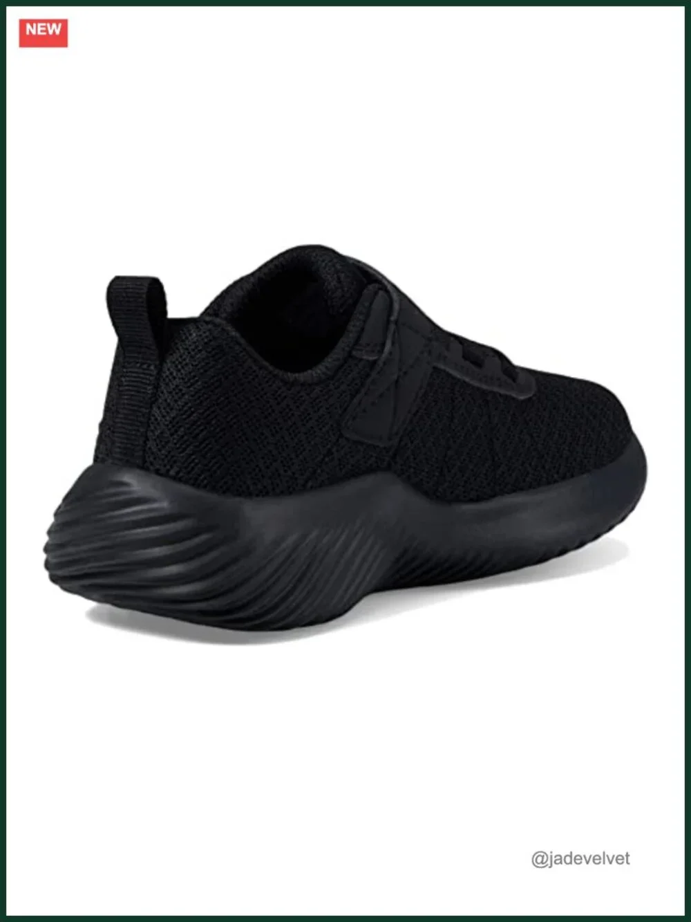 Boys Lightweight Mesh Sneakers with Hook & Loop Closure Machine Washable